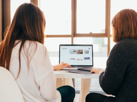 women working on computers